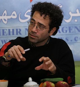 تئاتر شهر از نگاه حمید پور آذری /تئاتر برای من شوخی بود که اکنون جدی ترین موضوع زندگی ام است