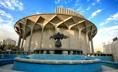 تئاتر شهر از نگاه رسانه های امروز /ارتباط تئاتر ایران با تئاترهای دنیا محدود به برگزاری جشنواره‌ها است