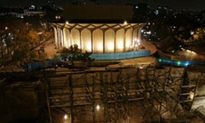 حسنی و دیوها در تالار هنر
