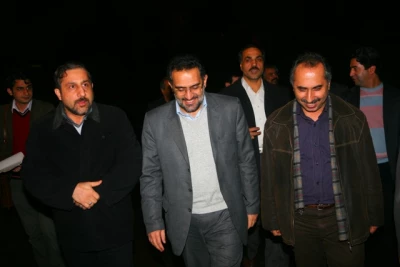 گزارش تصویری / در پی ترک برداشتن دیواره تالار قشقایی وزیر فرهنگ و ارشاد اسلامی از تئاتر شهر دیدن کرد