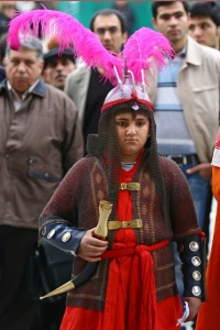 تئاتر شهر عزا دار شد