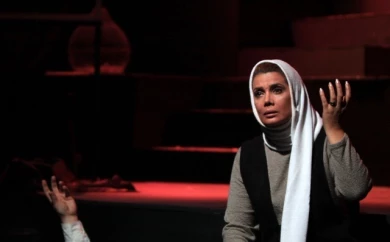 فجر 28/ گزارش تصویری از نمایش رقص زمین کارگردان حسین پاکدل اجرا در تالار چهار سو تئاتر شهر