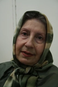 به تئاتر می روم تا بیاموزم که بازی زندگی را نبازم