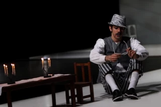 شهر بدون آسمان وخدا در آلتونا حرف می زند پذیرای اعضا باشگاه تماشاگران تئاتر شهر می شوند