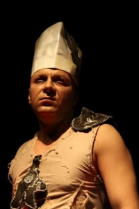 با بازیگران سینما تئاتر رونق نمی گیرد