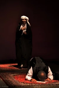 گزارش تصویری از نمایش خدا حافظی نکردی با نجمه ،سورچی !
