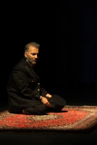 خانه کاغذی یازده تیر ماه دو اجرایی است