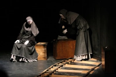 خانه برنارد آلبا کارگردان زهرا صبری