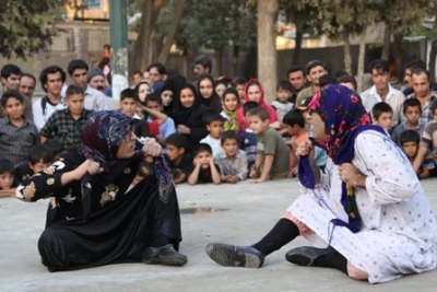 گزارش تصویری از پنجمین جشنواره سراسری تئاتر خیابانی مریوان