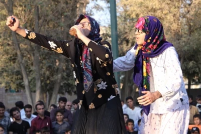 گزارش تصویری از پنجمین جشنواره سراسری تئاتر خیابانی مریوان