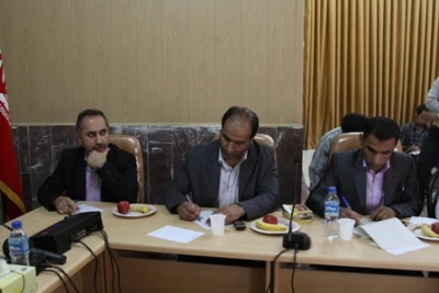 گزارش تصویری از مراسم اختتامیه پنجمین جشنواره تئاتر خیابانی مریوان