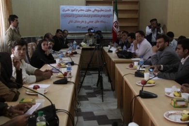 گزارش تصویری از مراسم اختتامیه پنجمین جشنواره تئاتر خیابانی مریوان