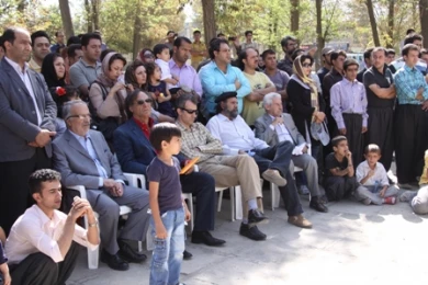 گزارش تصویری از مراسم اختتامیه پنجمین جشنواره تئاتر خیابانی مریوان