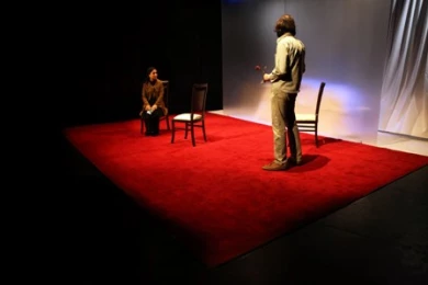 گزارش تصویری از نمایش " دهانی پر از پرنده " کار فارس باقری در کارگاه نمایش