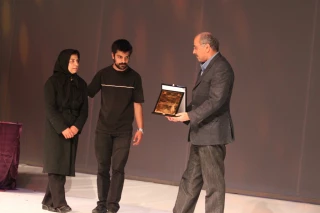 در مراسم اختتامیه چهاردهمین جشنواره بین المللی تئاتر دانشگاهی ایران صورت گرفت

تقدیر ویژه از خانواده هنرمند فقید جواد ذوالفقاری
