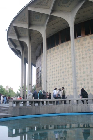 با هدف گسترش فضای اطلاع رسانی 

نسخه انگلیسی سایت تئاتر شهر راه اندازی شد