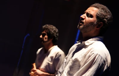 گزارش تصویری 

نمایش مه آلود مثل یک شب مثل روز/ عکاس : امیر اعرابی