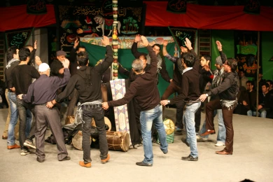 گزارش تصویری

ویژه برنامه شبهای واقعه / عکاس : اختر تاجیک