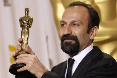 دوشنبه هشتم اسفند ماه 

 اجرای نمایش «جنوب از شمال غربی» به اصغر فرهادی تقدیم شد