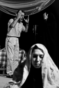 گزارش تصویری

نمایش خون رقصه / عکاس :‌امیر خدامی