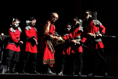 گزارش تصویری 

نمایش سیاست خواجه / عکاس : لیلی صدیق
