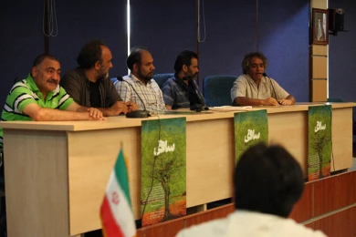 'گزارش تصویری

نشست خبری نمایش ساقی / عکاس : امیر خدامی