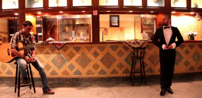 گزارش تصویری 

نمایش حمید اسکندری / عکاس : مهدی آشنا