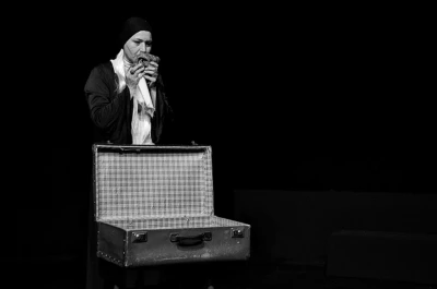 گزارش تصویری

نمایش خانه پدری / عکاس : محمد وفایی