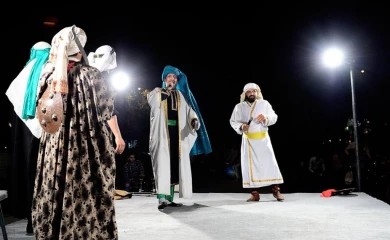 گزارش تصویری

حضور استاد عزت الله انتظامی در تئاتر شهر / عکاس : هادی نوید