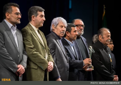 گزارش تصویری / 1

اختتامیه سی و یکمین جشنواره بین المللی تئاتر فجر  / عکاس : منا هوبه فکر ( ایسنا)