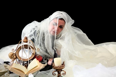 گزارش تصویری

 نمایش غبار / عکاس : مهدی آشنا