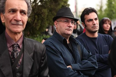 گزارش تصویری

مراسم تشییع پیکر زنده یاد سعدی افشار / عکاس : مهدی آشنا
