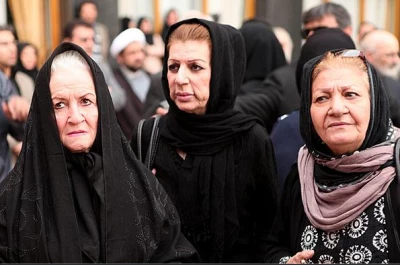 گزارش تصویری

مراسم تشییع پیکر زنده یاد سعدی افشار / عکاس : مهدی آشنا