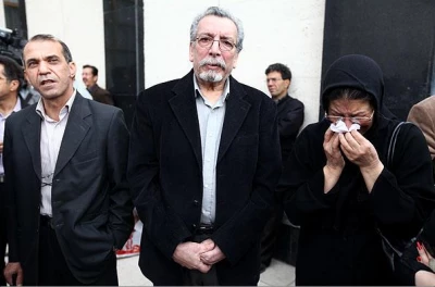 گزارش تصویری

مراسم تشییع پیکر زنده یاد سعدی افشار / عکاس : مهدی آشنا