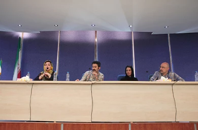 'گزارش تصویری

نشست خبری نمایش " دیگر کدام ما زندگی کردن را دوست دارد؟ / عکاس : مهدی آشنا