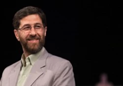 معاون هنری وزیرارشاد :

 نمایش "راکب" از تمام ظرفیتهای مختلف تئاتر استفاده کرد