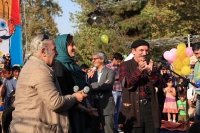 گزارش تصویری

گزارش تصویری از لامپ / عکاس : روزبه فولادی