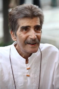 گزارش تصویری

آخرین حضور زنده یاد محمود استاد محمد در تئاتر شهر / عکاس: امیر خدامی