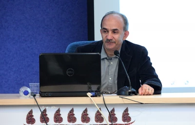 گزارش تصویری

روز سوم چهارمین سمینار بین المللی نمایش های آیینی سنتی / عکاس: مهدی آشنا