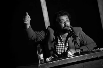 'گزارش تصویری

نمایش اعترافات غیر ارگانیک/ عکاس: رضا قاضیانی