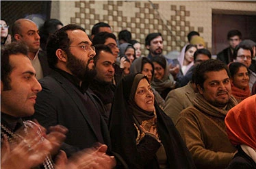 گزارش تصویری

حضور معاون رییس جمهوری در اجرای نمایش دایی وانیا / عکاس : امیر اصغر زاده