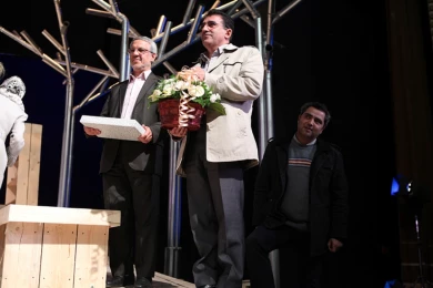 گزارش تصویری

سالروز تولد استاد اکبر زنجانپور در تئاتر شهر / عکاس: مهدی آشنا