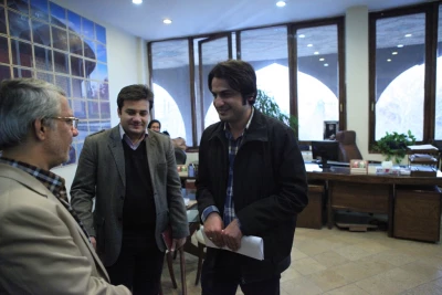 گزارش تصویری

بازدید مدیرکل هنرهای نمایشی از تئاتر شهر / عکاس: مهدی آشنا