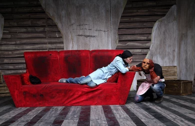 گزارش تصویری

نمایش پوزه چرمی / عکاس: مهدی آشنا