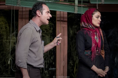 گزارش تصویری

نمایش « در همین نزدیکی» / عکاس: مصطفی قاهری