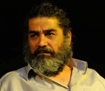 از دوشنبه 21 مهر ماه

نمایش « هفت پرده » میکائیل شهرستانی در تالار چهار سو به صحنه می رود