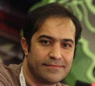 افشین هاشمی: 

نمایشی که اجرا می‌کنیم، تعزیه نیست