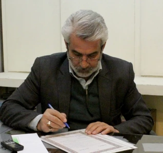 با کارکنان مجموعه تئاتر شهر در جشنواره سی و سوم تئاتر فجر - 1

 پورمحمدی: رضایت مخاطبان ارزشمند ترین دستمزد ماست