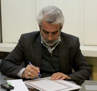 با کارکنان مجموعه تئاتر شهر در جشنواره سی و سوم تئاتر فجر - 1

 پورمحمدی: رضایت مخاطبان ارزشمند ترین دستمزد ماست