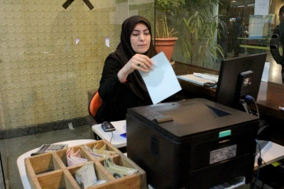 با کارکنان مجموعه تئاتر شهر در جشنواره سی و سوم تئاتر فجر - 1

 پورمحمدی: رضایت مخاطبان ارزشمند ترین دستمزد ماست